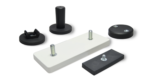 Gummierte Magnetsysteme in schwarz und weiß | © Brugger GmbH
